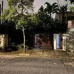 Casa Espacosa Na Vila Romana